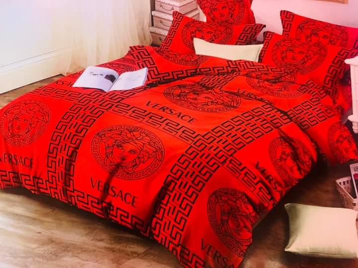 Reversible Duvet Cover and Bed Sheet With 4 Pillow case- Versace