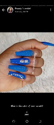 Press on nails (simple)