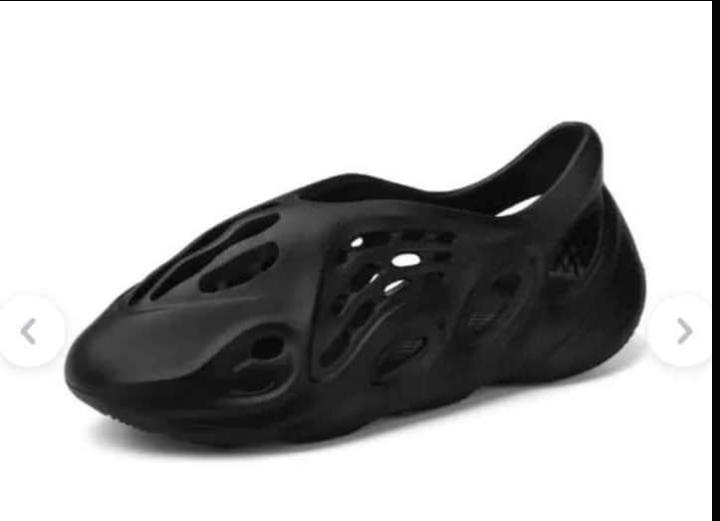 Shoe