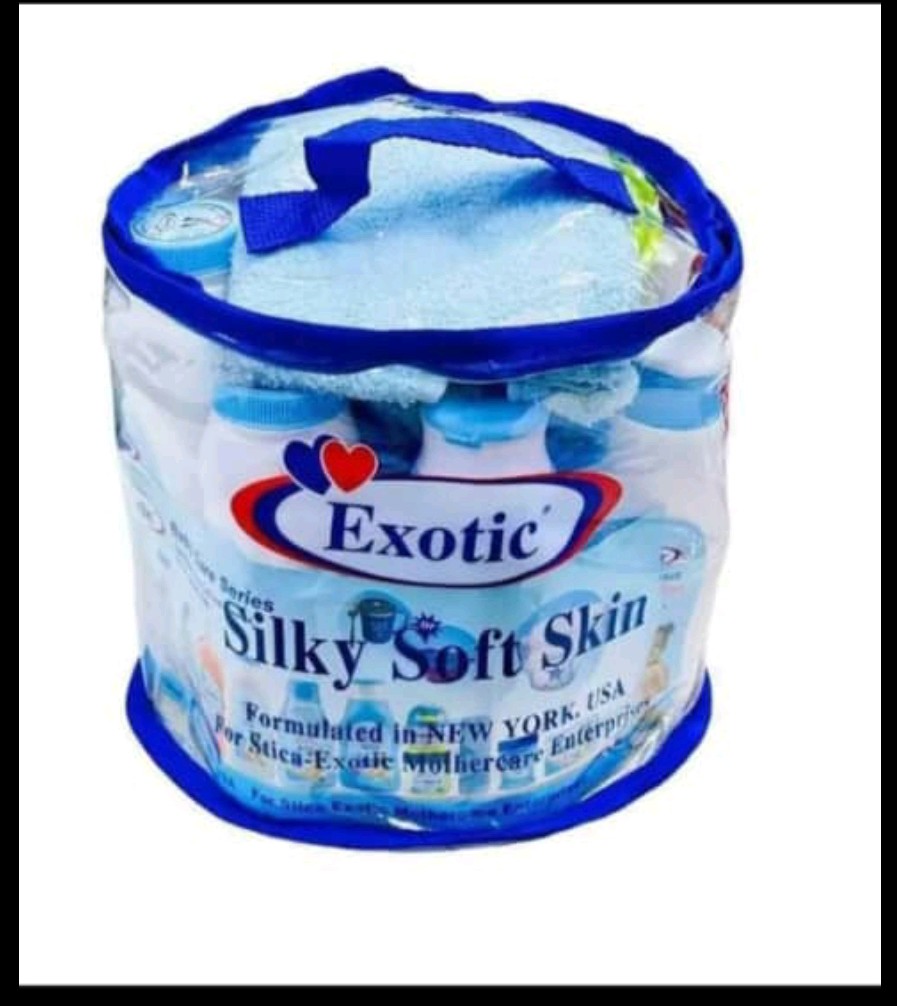 EXOTIC Baby cream set